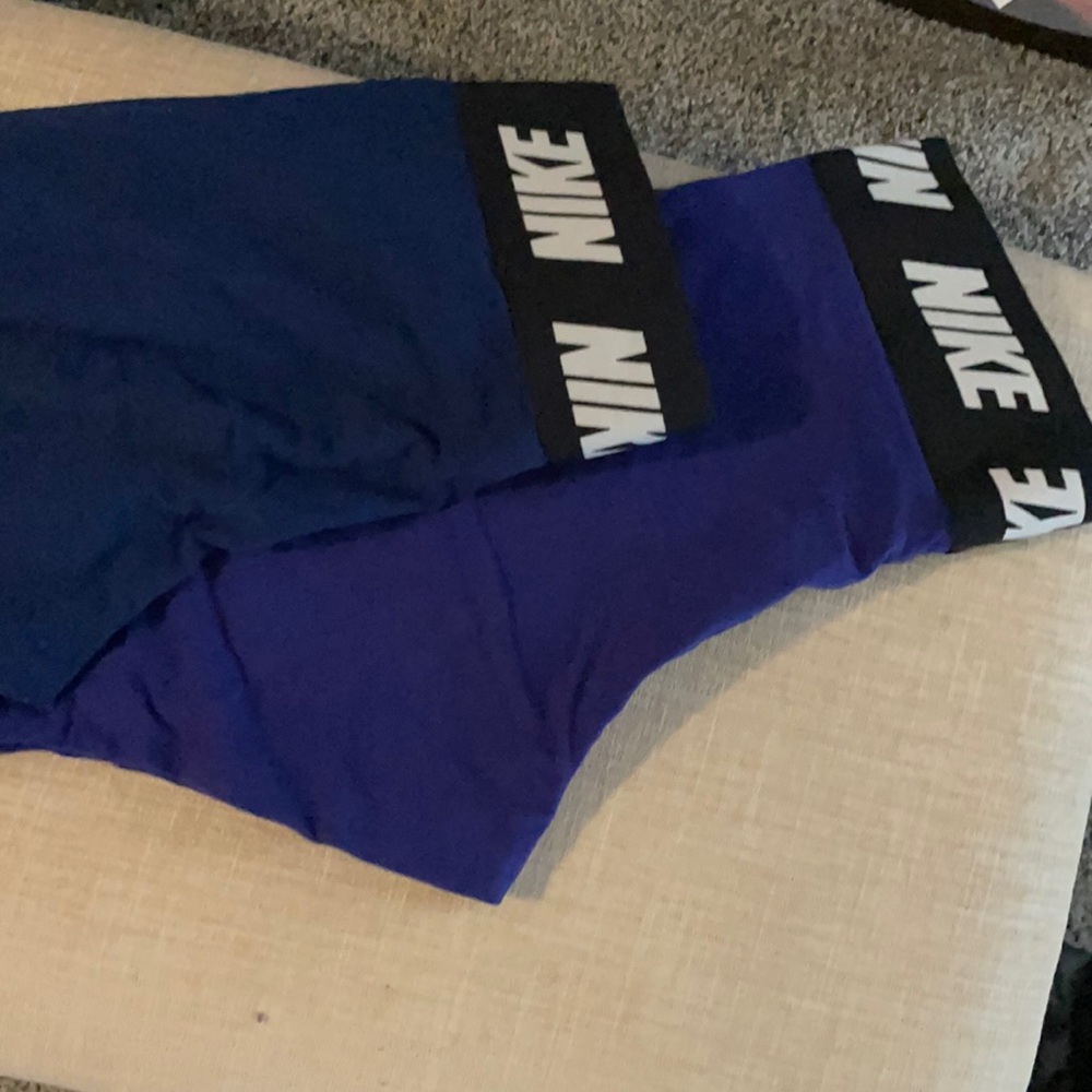 2 pair of Nike leggings nwt